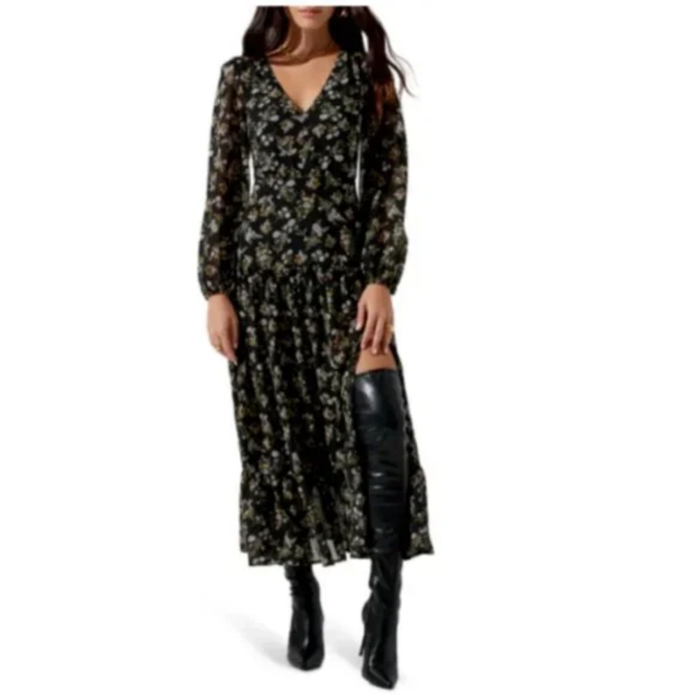 NWT, ASTR the Label Floral Chiffon Dress